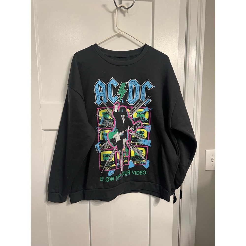 Size Large Music Bundle View 4